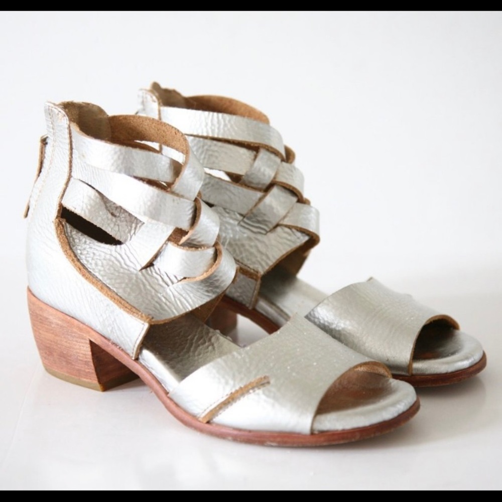 Anthropologie/Gee Wawa Sandals